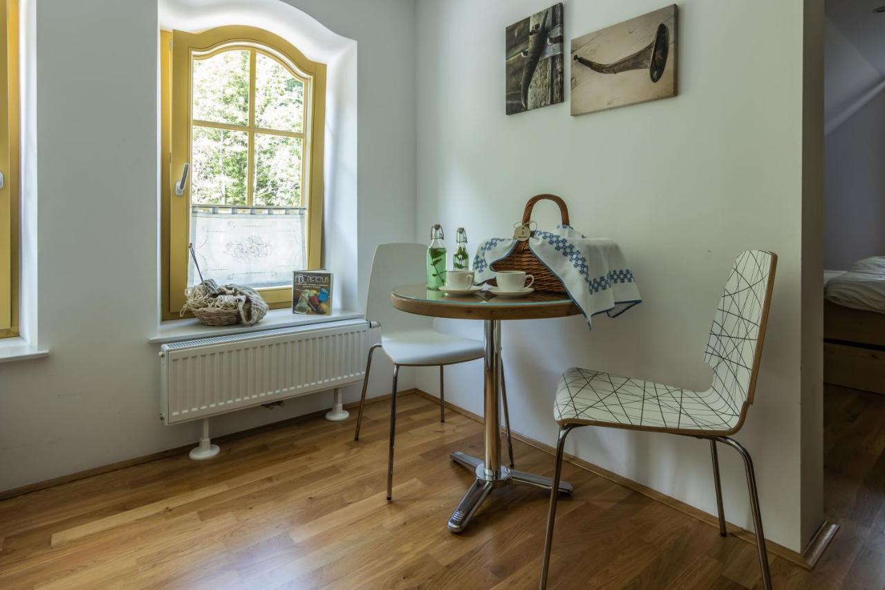 Boutique Rooms Pri Rogovilcu Solčava Eksteriør bilde
