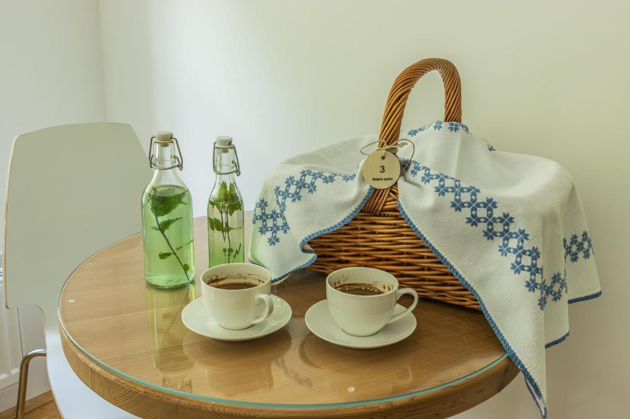 Boutique Rooms Pri Rogovilcu Solčava Eksteriør bilde