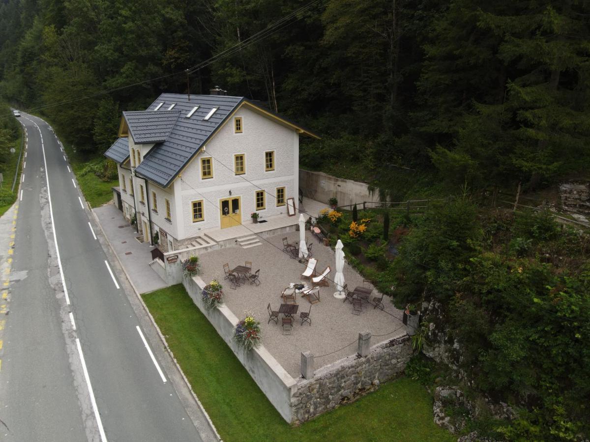 Boutique Rooms Pri Rogovilcu Solčava Eksteriør bilde